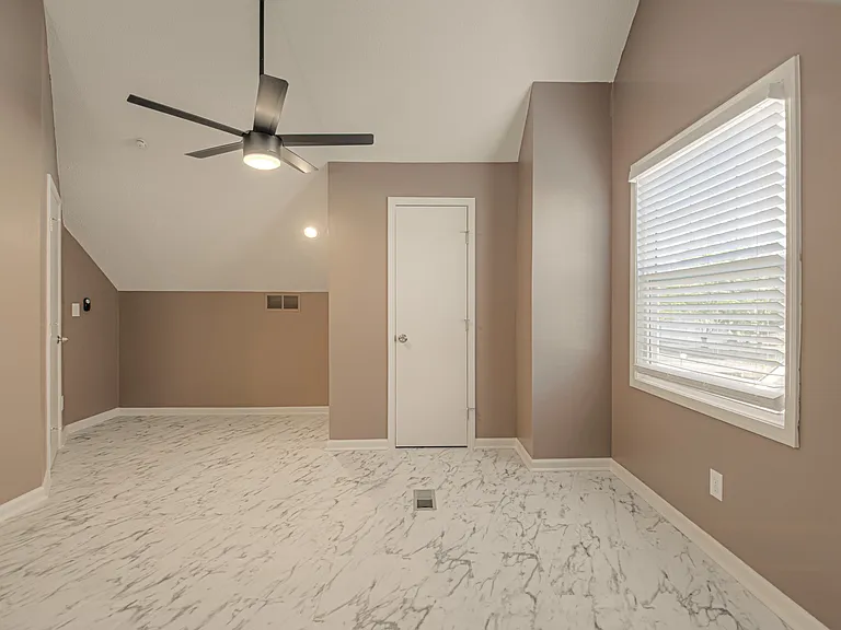 8596 Perry Ln — Photo 28