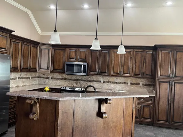 1005 Mark Cir, Jonesboro, AR 72404