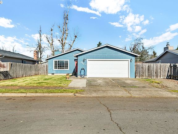 3rd image of 4866 Beaver St