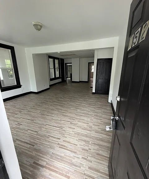 1522 Vernon St — Photo 2