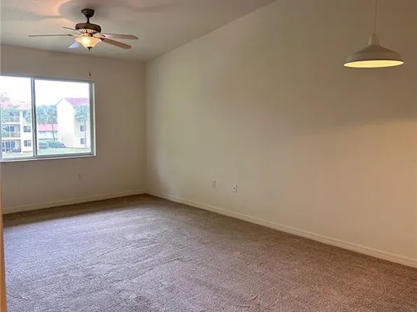 8298 Key Royal Ln APT 434, Naples, FL 34119