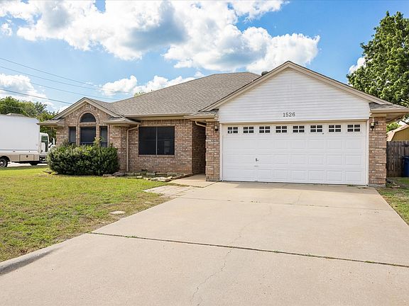 4th image of 1526 Berry Patch Ln