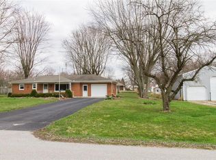 6855 Woodlane Dr, Greenville, OH 45331