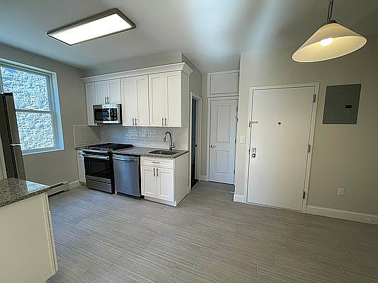 2nd image of 25-29 46th St #2R