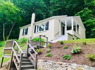 1899 S Carpenter Dr, Covington, VA 24426