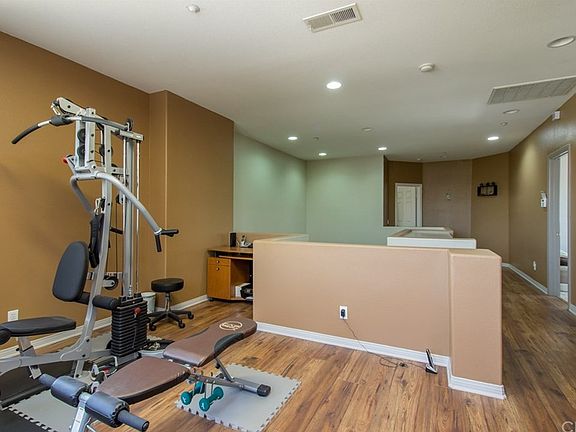 4th image of 7553 Sweetmeadow Ct