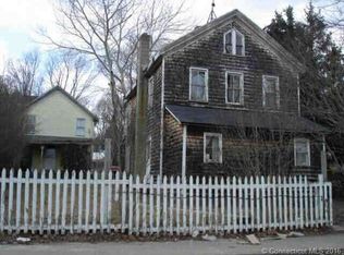 24 Stillman Ave, Pawcatuck, CT 06379