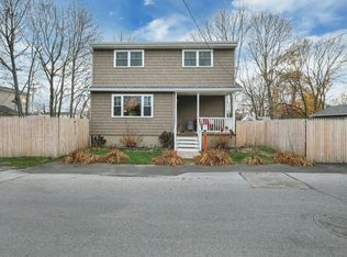 56 Fischer Ave, Islip Terrace, NY 11752