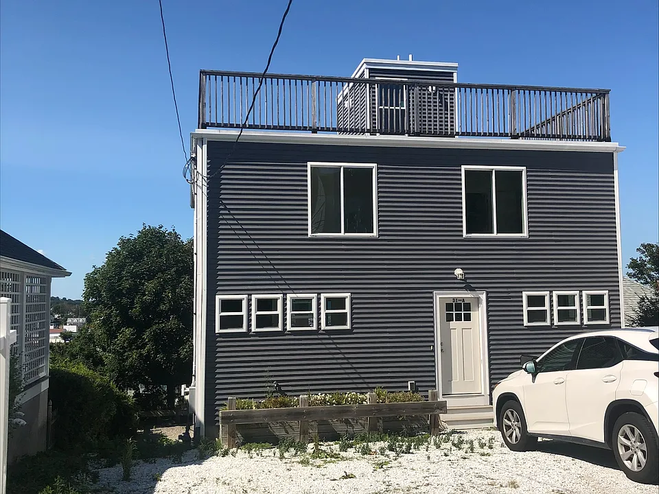 31 A Merrill Rd #1