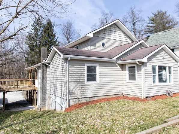 13 Simpson Avenue, Moundsville, WV 26041