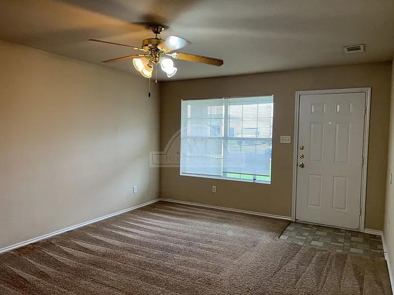 5106 Lauren Lea Dr — Photo 2