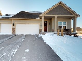 1303 Interlachen Dr, Eagan, MN 55123