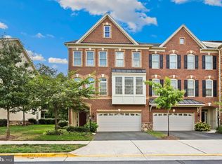 22565 Windsor Locks Sq, Ashburn, VA 20148