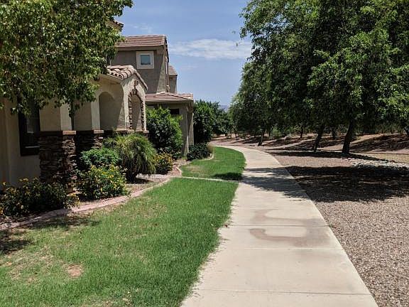 3rd image of 1755 S Chatsworth