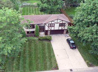 176 14th Ave NW, New Brighton, MN 55112