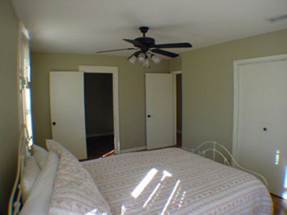 5th image of 111 E Highway St