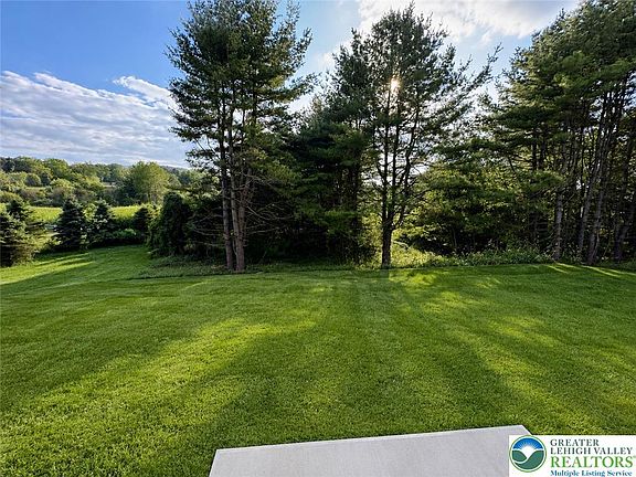 2nd image of 3104 Moyer Rd