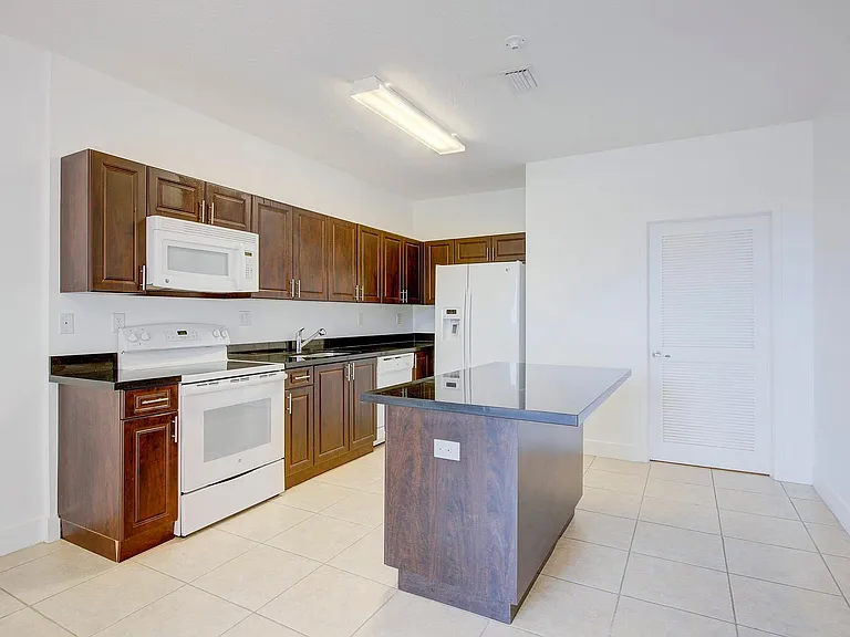 22447 SW 102nd Ave — Photo 26