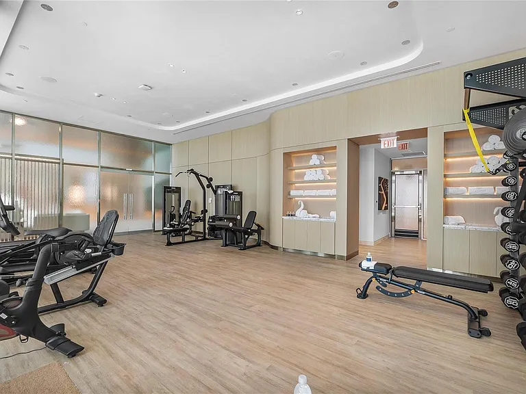 900 N Ocean Blvd #LPH05 — Photo 46