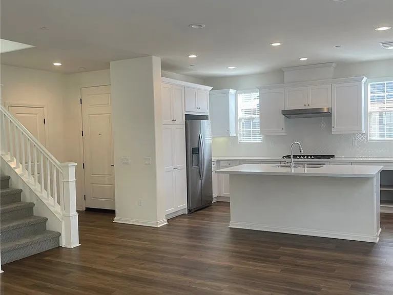 47 Ocaso St — Photo 5