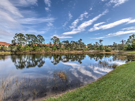 Lake & Turtle Preserve Views