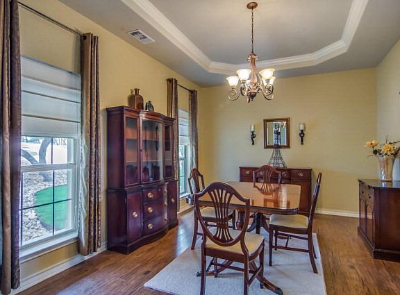 5th image of 756 River Chase Way