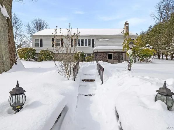 5 N Shenorock Drive, Yorktown Heights, NY 10598