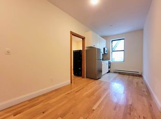 439 W 43rd St #2G, New York, NY 10036