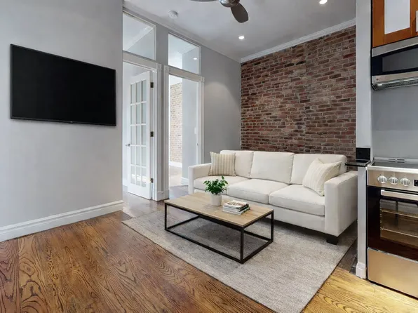 235 West 14th Street image 1 of 5