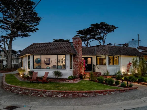 25 Coral St, Pacific Grove, CA 93950