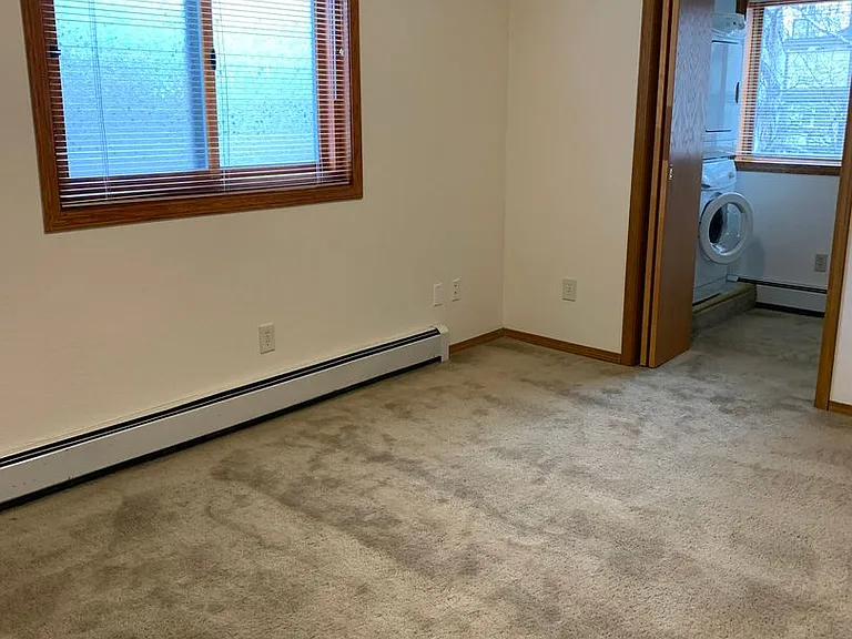 3401 Lakeshore Dr — Photo 12