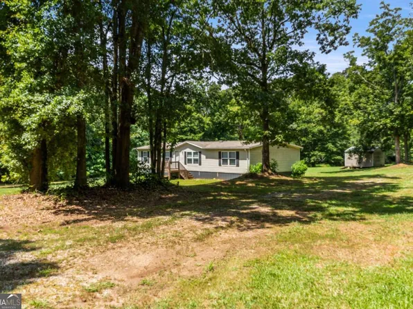 911 Lord Rd, Commerce, GA 30530