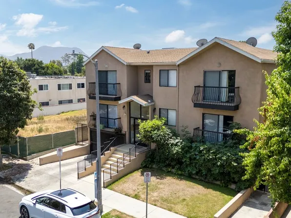 10916 Huston St APT 102, North Hollywood, CA 91601