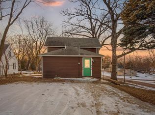325 River St, Waterville, MN 56096
