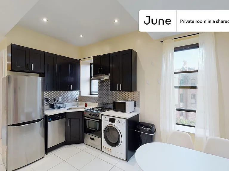 961 Columbus Ave #B — Photo 2