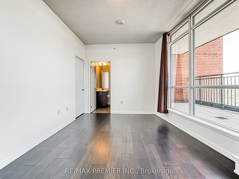 800 Lawrence Ave W #2013 — Photo 26