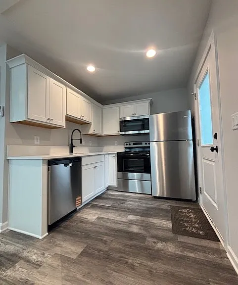 1241 Atlantic Dr NW #B — Photo 5