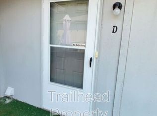 8215 N Everton Ave APT D, Kansas City, MO 64152