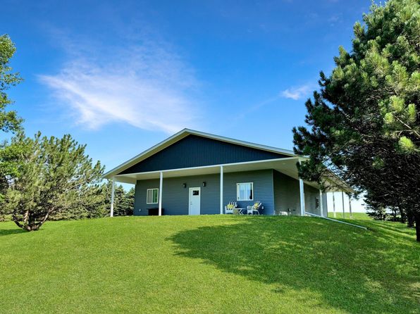 109 Kelsey Ln, Slayton, MN 56172