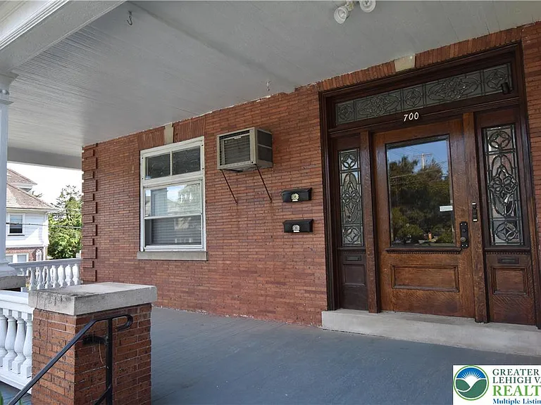 700 Hamilton St #1 — Photo 3