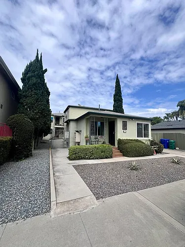 4542 37th St Photo 1