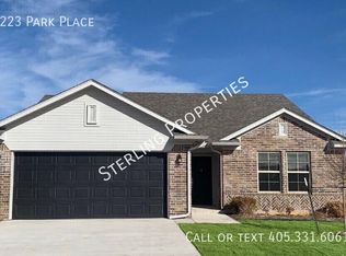 223 Park Pl, Yukon, OK 73099
