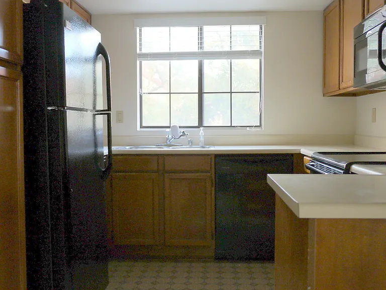 700 E Mesquite Cir #P216 — Photo 14
