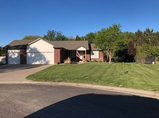 106 N Finch Ct, Andale, KS 67001