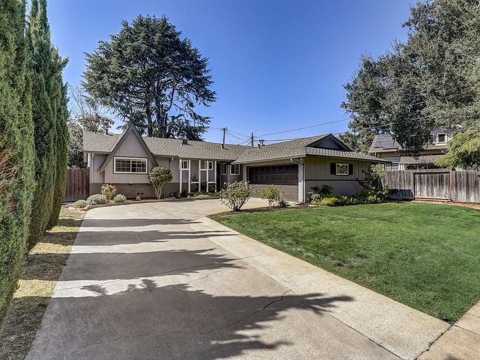 1st image of 1037 Keltner Ave