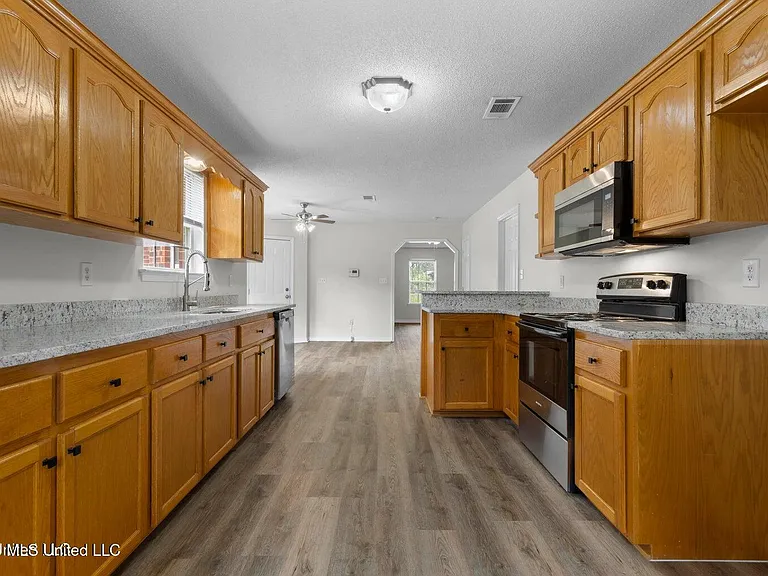 8909 Mermaid Ave — Photo 5