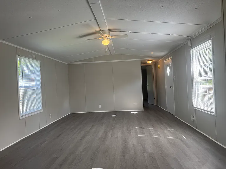 490 Harless St — Photo 11