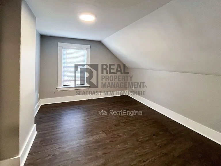20 Pearl St #E — Photo 8