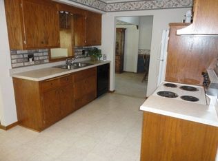 8114 Hyde Ave S, Cottage Grove, MN 55016