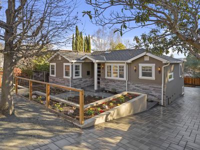 749 Orange Ave, San Carlos, CA, 94070